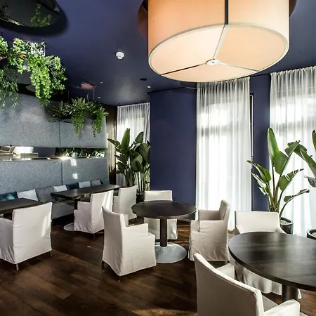 Suiten-aparthotel Aenea 4*