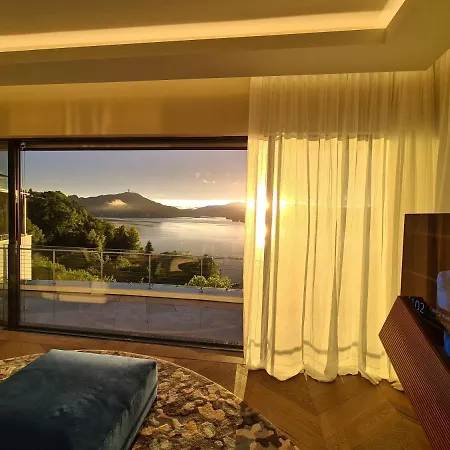 Suiten-aparthotel Aenea 4*