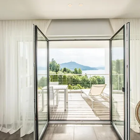 Suiten-aparthotel Aenea 4*