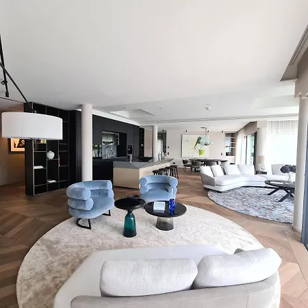 Suiten-aparthotel Aenea Apartmanhotel 4*