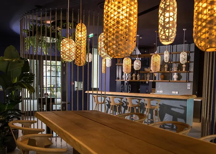 Suiten-aparthotel Aenea 4* 赖弗尼茨