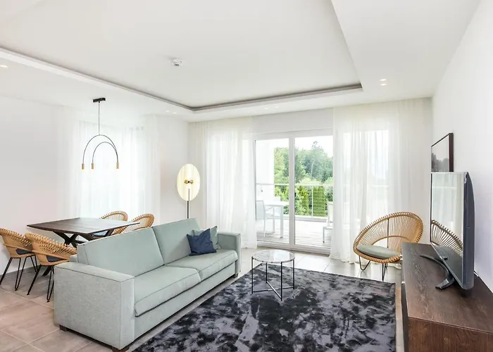 Suiten-aparthotel Aenea 公寓式酒店