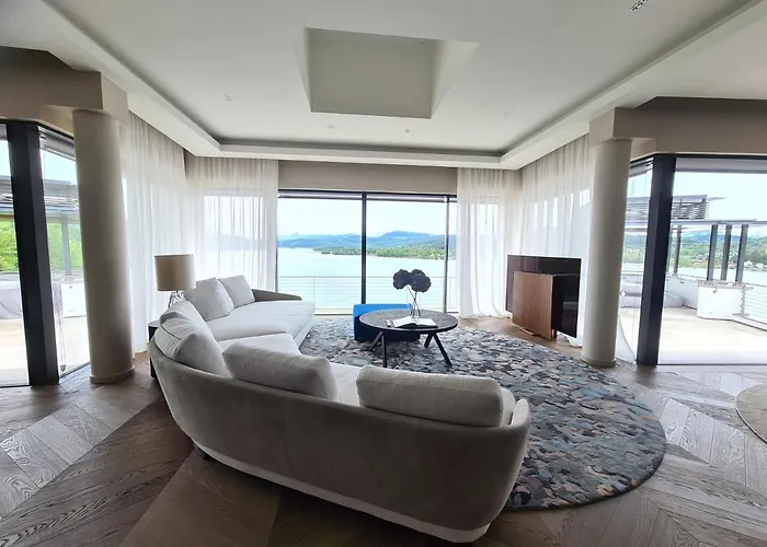 Suiten-aparthotel Aenea 公寓式酒店 4*