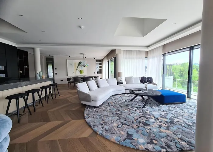 Suiten-aparthotel Aenea 公寓式酒店